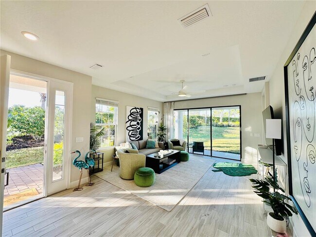 Foto del edificio - 6274 Plateau Ct