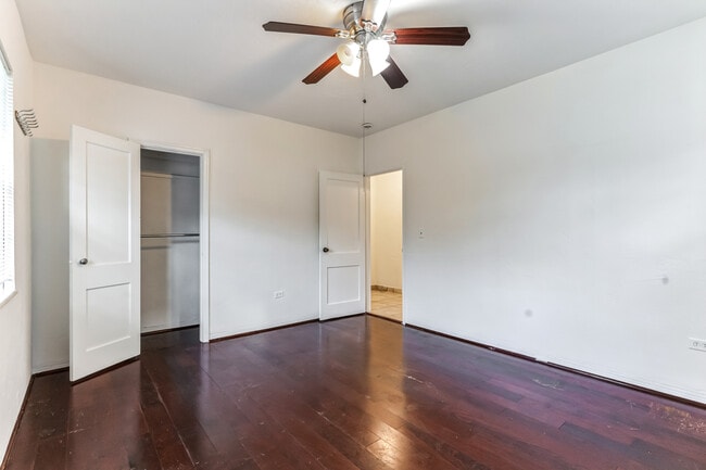 Building Photo - 1071 NW 34th St