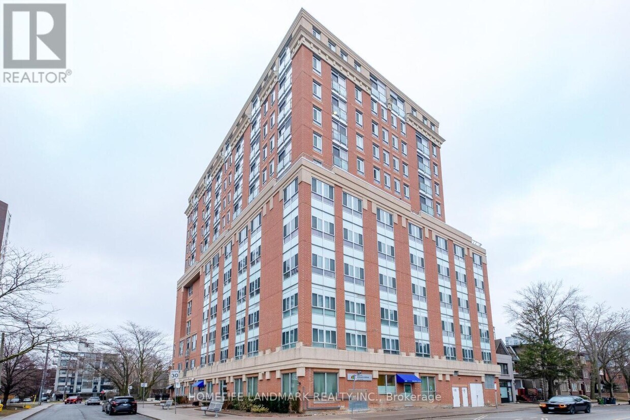 151015 Maplewood Ave, Toronto, ON M6C 4B4 House for Rent in Toronto