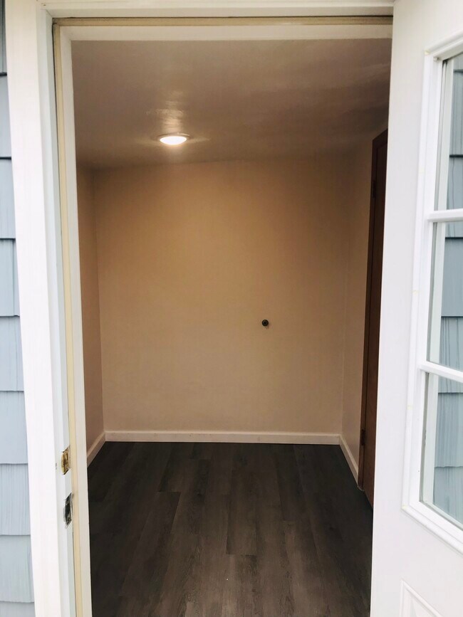 Foto del edificio - 3813 Dexter Ave