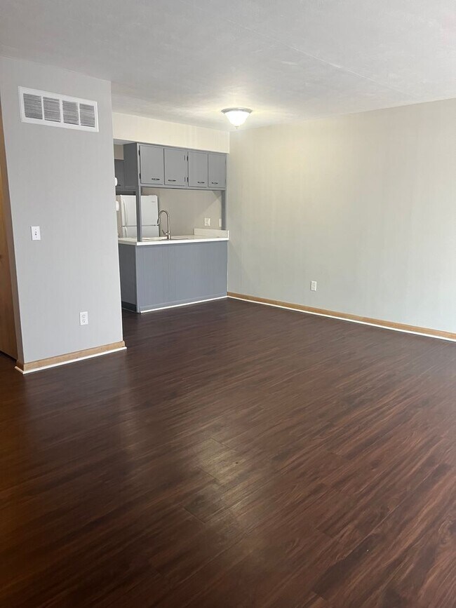 Foto del interior - 3805-3817 Briar Pl