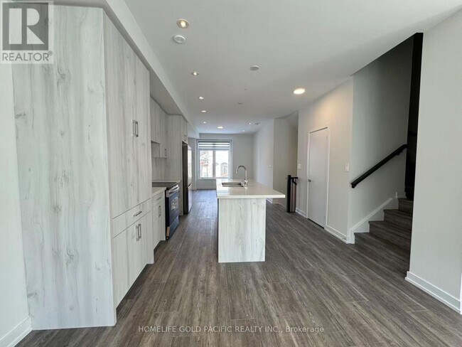 Photo du bâtiment - 14 Agnes Ln