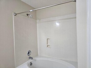 Building Photo - 6727 Stonecross Creek Ln