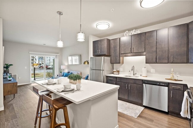 La Cocina 85 | Apartamentos - The 85 at Maple Grove