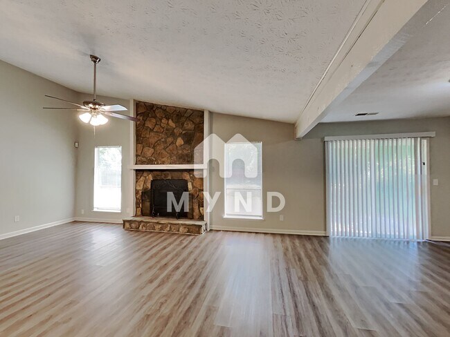 Building Photo - 4946 Windmill Ln