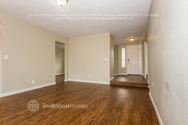 Building Photo - 375 Notre Dame Dr