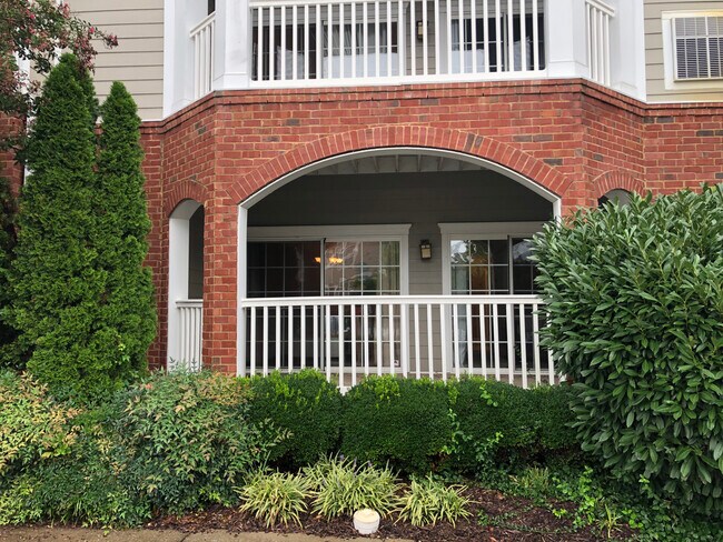 Foto del edificio - 7230 Althorp Way