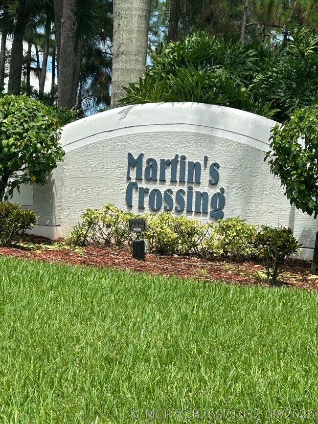 Foto del edificio - 465 SE Bloxham Way