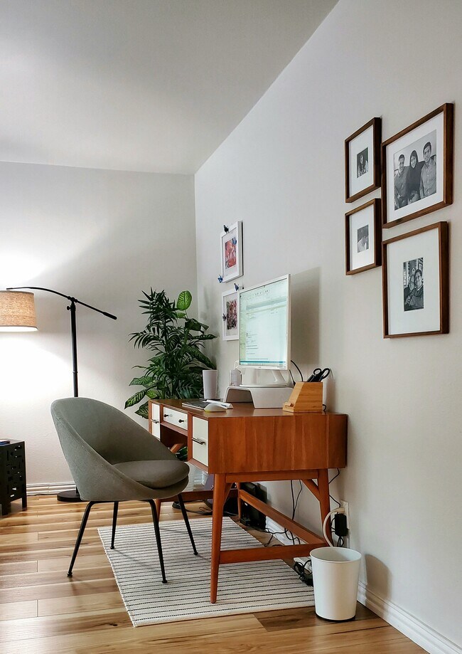 Sala de estar - 5607 Harvest Hill Rd