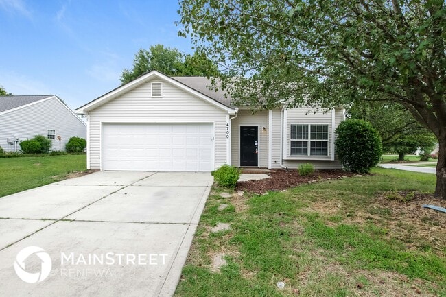 Building Photo - 4700 Capstone Dr