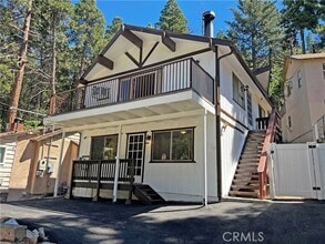 Building Photo - 969 Fern Dr