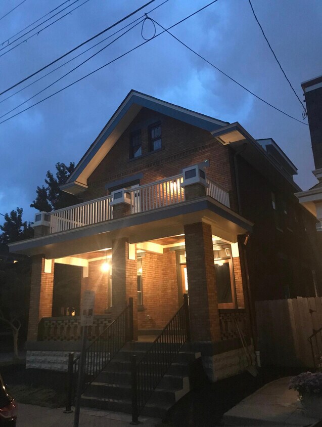 Primary Photo - 601 E 9th St