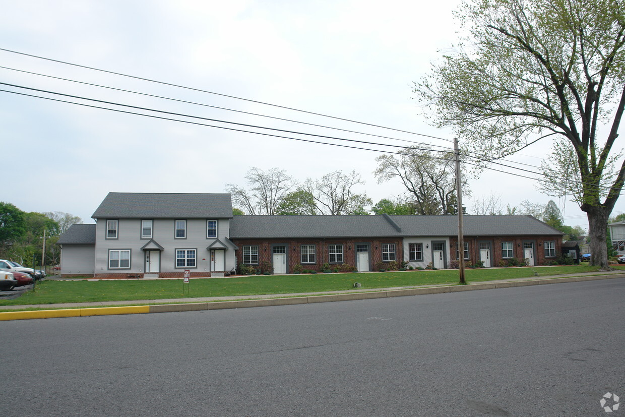 Primary Photo - 25 Orange St