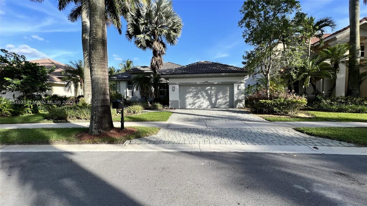 2048 Quail Roost Dr, Weston, FL 33327 House Rental in Weston, FL