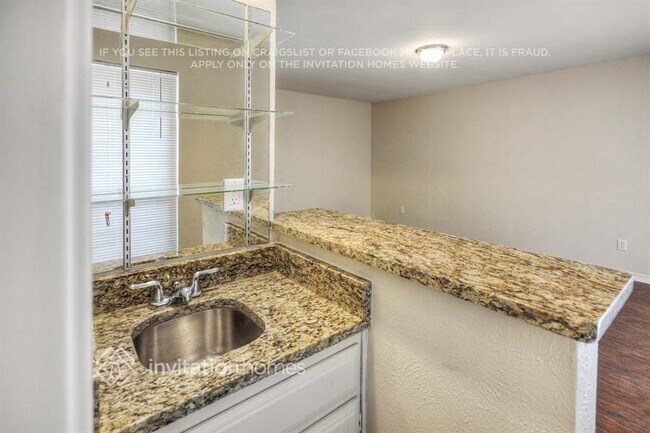 Foto del edificio - 1711 St James Dr