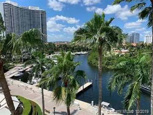 Building Photo - 3900 Island Blvd