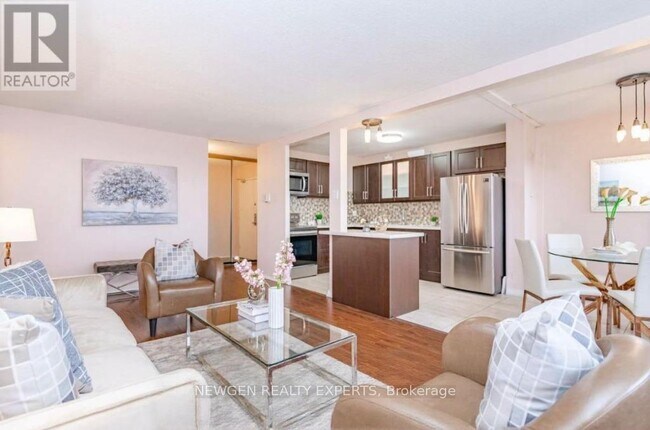Building Photo - 725-725 Don Mills Rd.