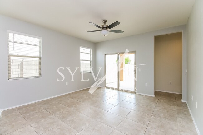 Building Photo - Charming 3BR 2BA features freshly painted ...