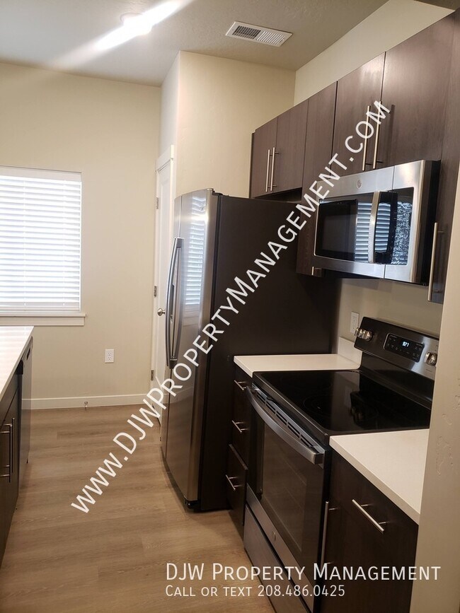 Foto del edificio - 608 N 44th St