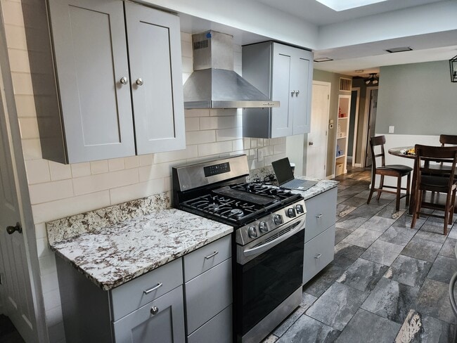 Foto del edificio - 2075 E Alder St