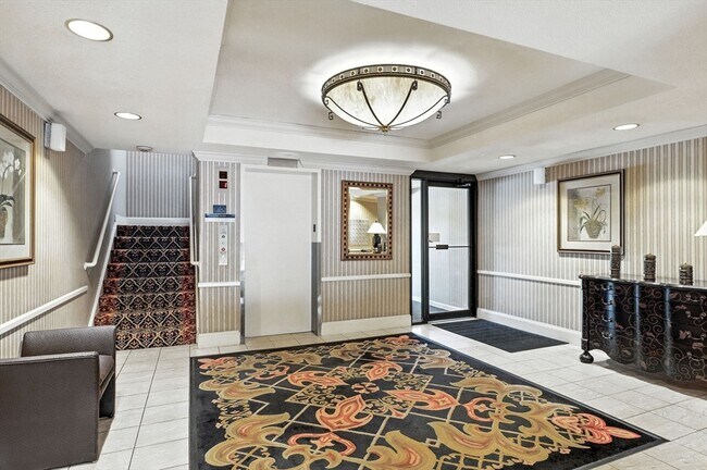 Foto del edificio - 1006 Paradise Rd