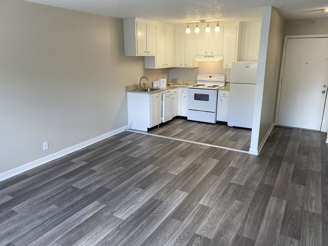 Photo - 1005 Hickory Hill Ln (Nashville, TN)