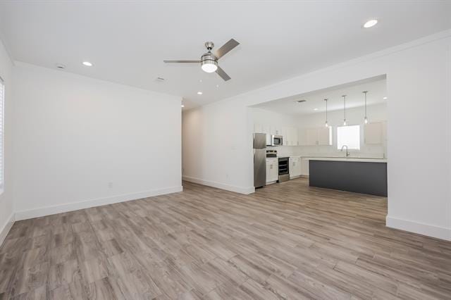 Building Photo - 1605 Daniel Dr