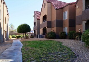 Building Photo - 2200 S Fort Apache Rd
