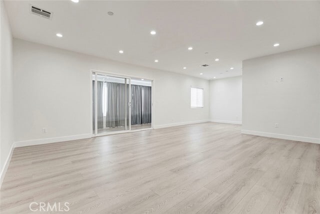 Building Photo - 13327 Strathern St