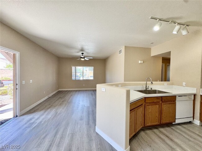 Building Photo - 9303 Gilcrease Ave