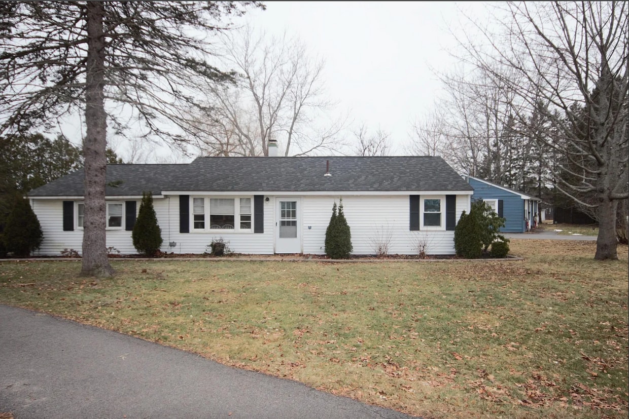 80 Thornton Rd, Bangor, ME 04401 House Rental in Bangor, ME