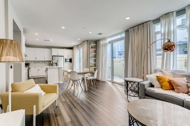 Photo - 2035 N Orange Olive Rd House