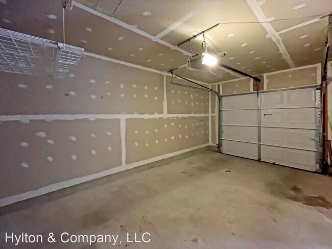 Foto del edificio - 3 br, 2.5 bath House - 15716 Palermo Terrace