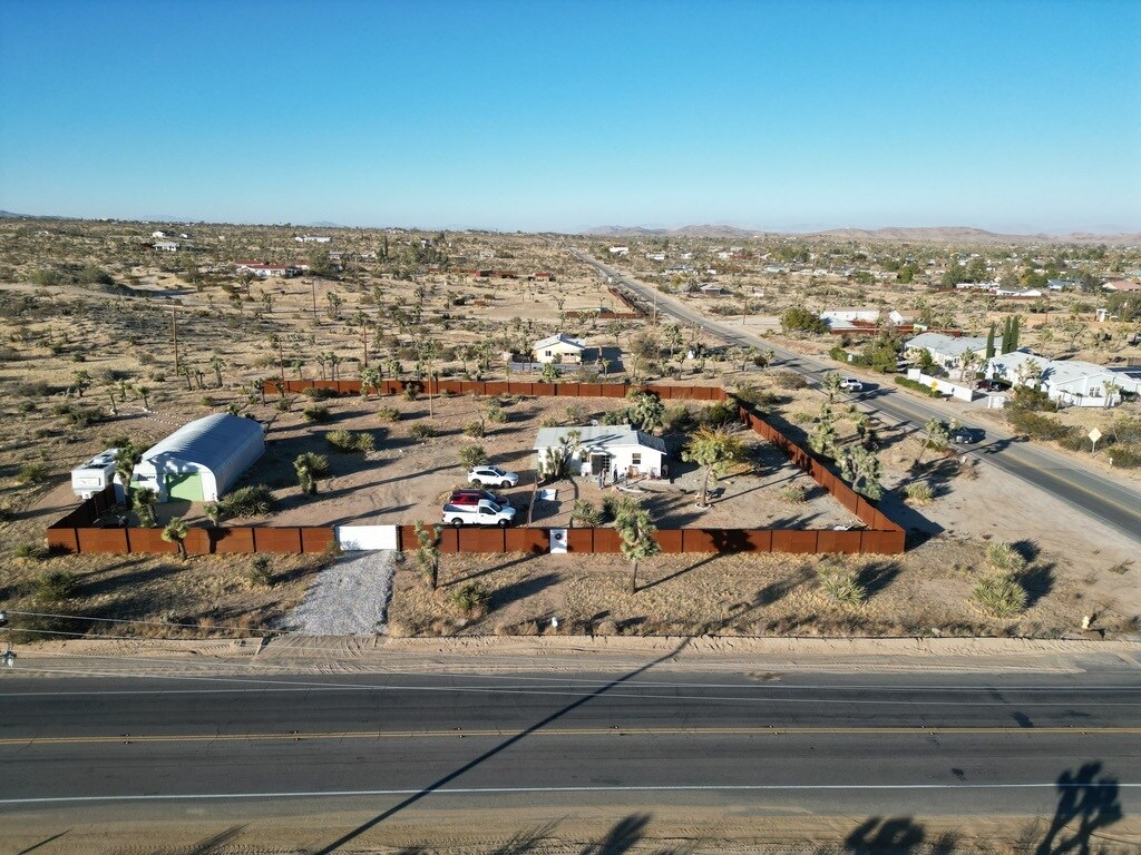 Primary Photo - 58454 Buena Vista Dr