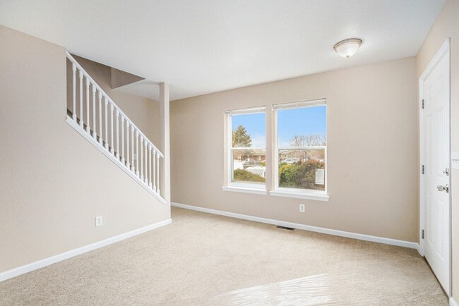 Foto del edificio - 16373 E 17th Pl