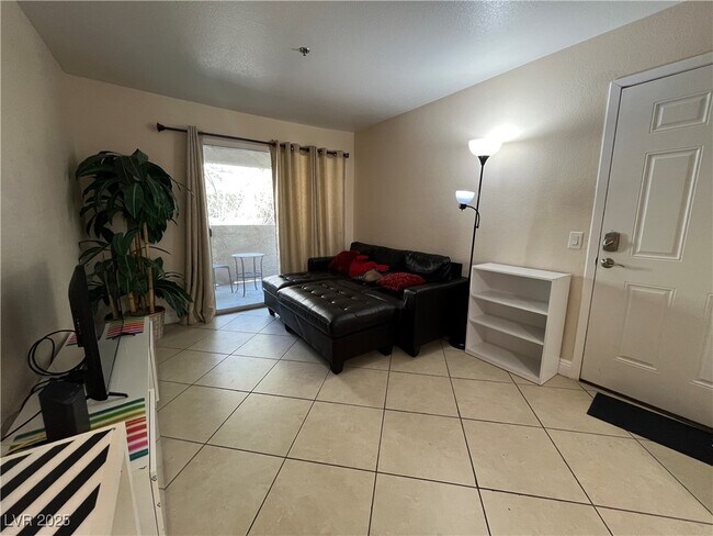 Foto del edificio - 4200 S Valley View Blvd