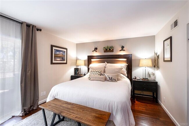 Photo - 4971 Hemlock House