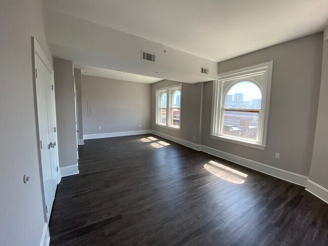 Foto del interior - 306 W Franklin
