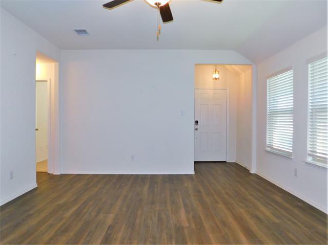 Foto del edificio - 4313 Carnelian Rd