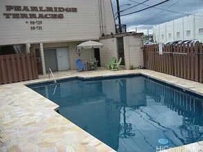 Building Photo - 98-729-729 Moanalua Loop