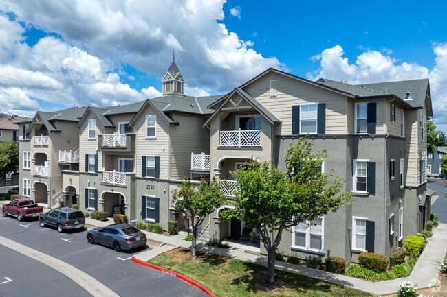 Building Photo - Saratoga Downs at Sheveland Ranch