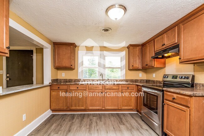 Foto del edificio - 465 John B Carter Rd