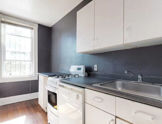 Foto del edificio - 2841 n Calvert Street