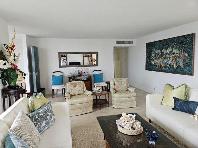 Foto del edificio - 5420 N Ocean Dr