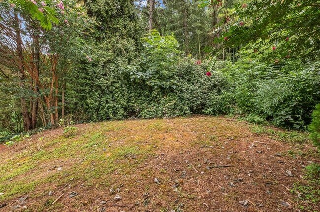 Building Photo - 1163 Rhyne Chase
