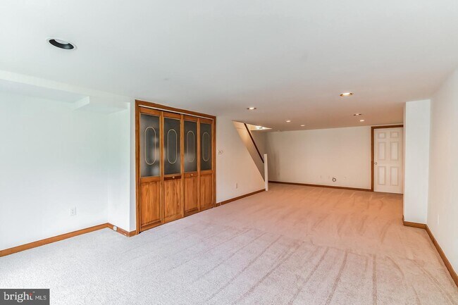 Foto del edificio - 703 Cheswold Ct