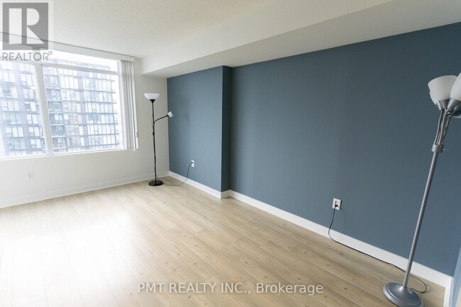 Building Photo - 25 Telegram Mews