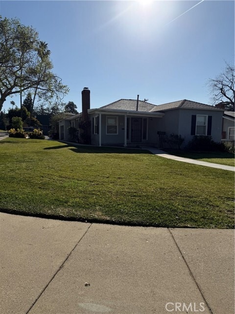 Building Photo - 558 N Vermont Ave