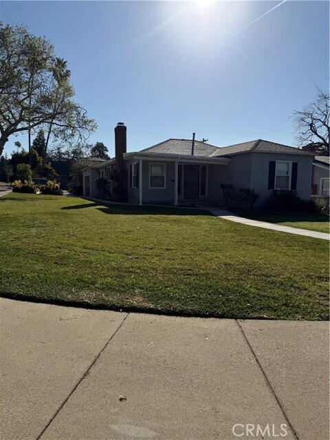 Foto del edificio - 558 N Vermont Ave