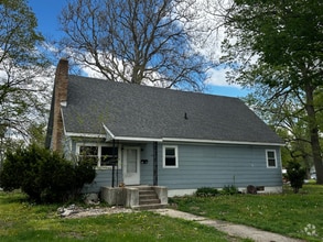 Building Photo - 668 Stamp Dr